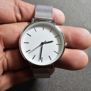 Accutime watch corp ladies fashion quartz watch silver tone mesh straps working
